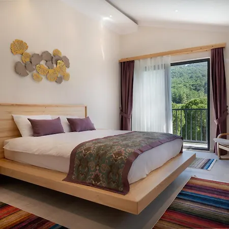 Loop House - Luxury With Pool In Yesiluezuemlue ヴィラ