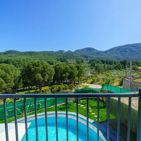 Loop House - Luxury With Pool In Yesiluezuemlue Villa Fethiye